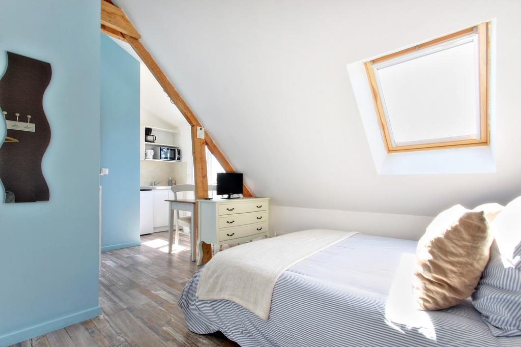 Les Gites D'Emilie Melesse Exterior foto