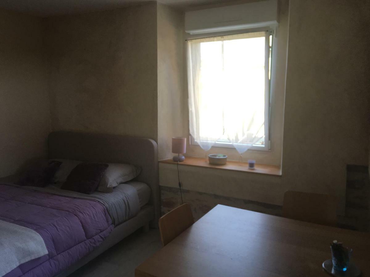 Les Gites D'Emilie Melesse Exterior foto